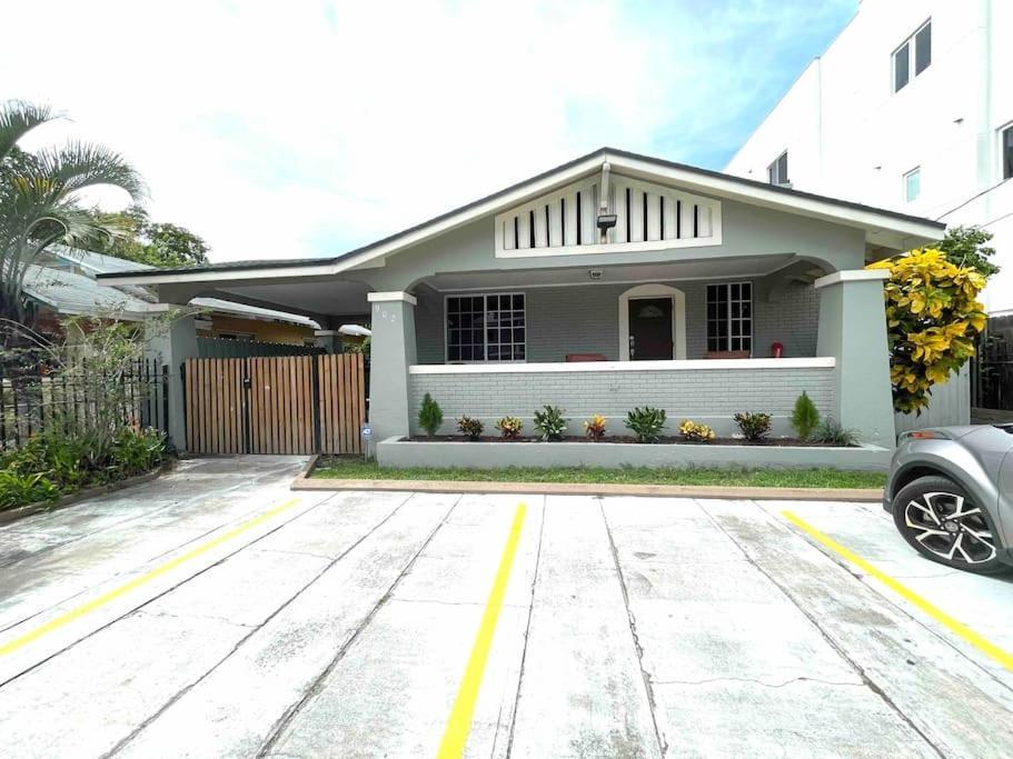 Independent Studio In Little Havana Miami Bagian luar foto
